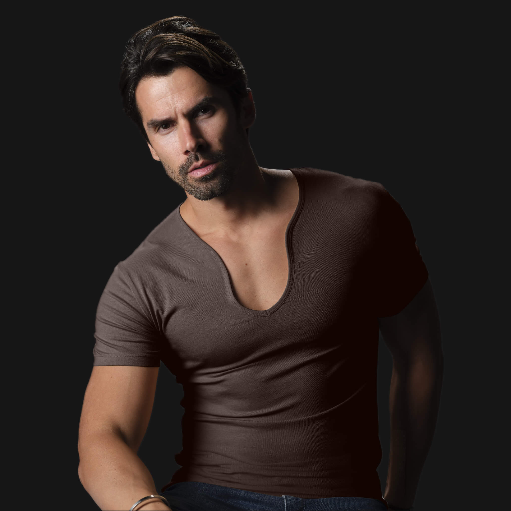 Modern Curved V-Neck Short Sleeve Tee