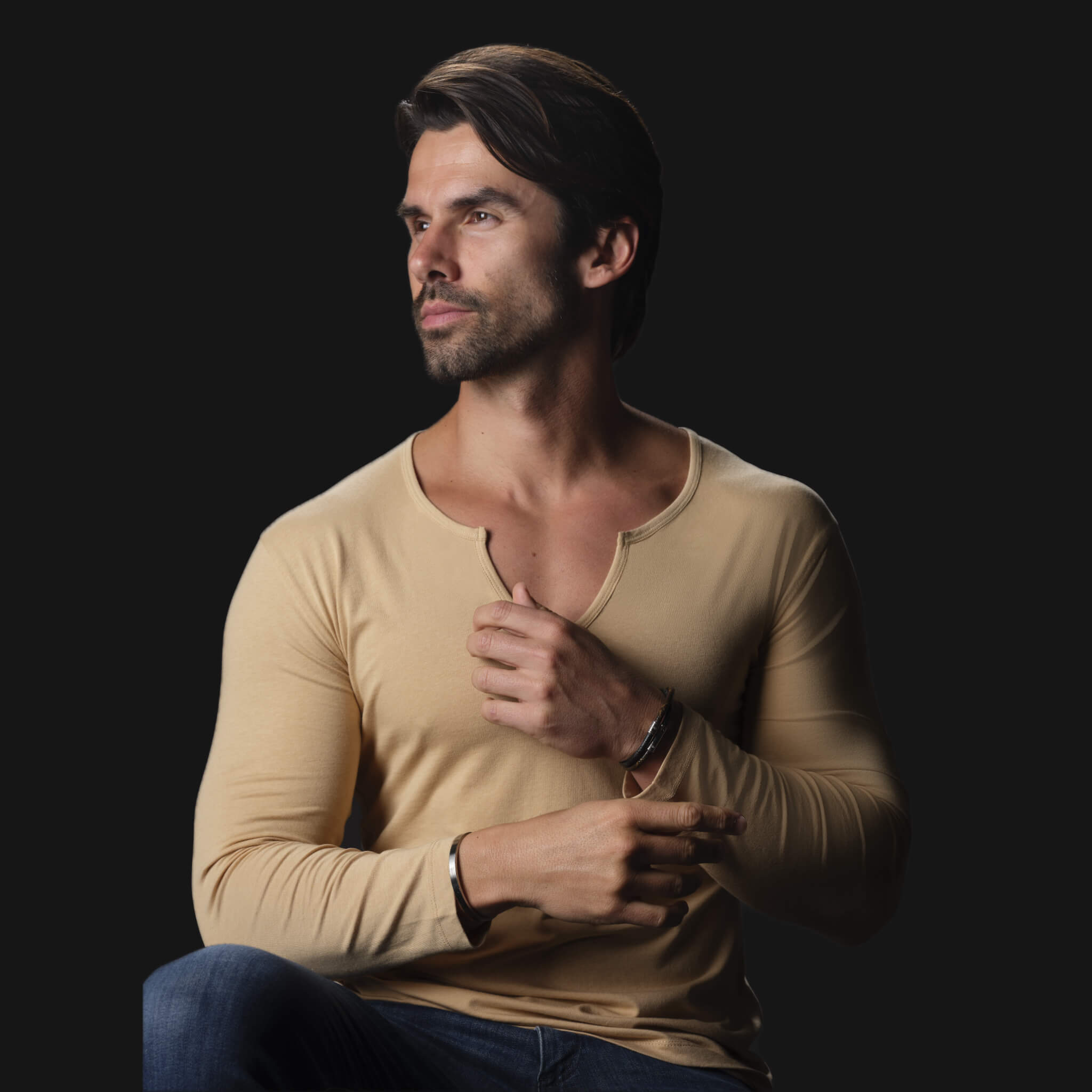 Nouveau Notched V-Neck Long Sleeve Tee